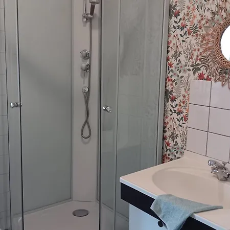 Le Domaine Du Champ Bed and breakfast