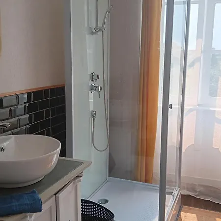 Le Domaine Du Champ Bed and breakfast Saint-Hilaire-du-Harcouët