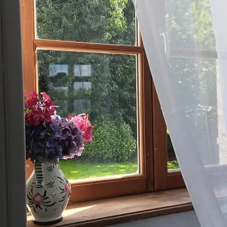 Le Domaine Du Champ Bed and breakfast